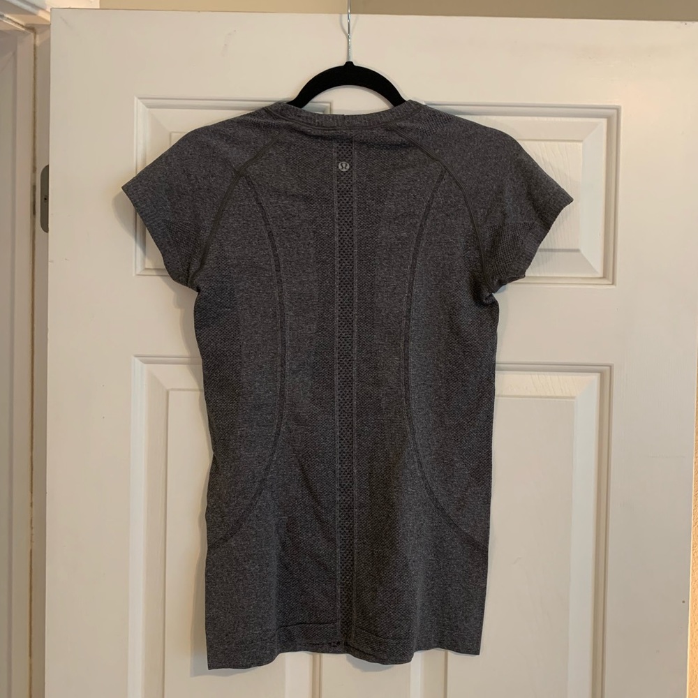 Lululemon Swiftly Tech